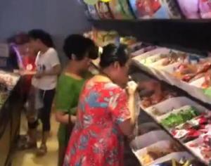 加盟店火爆場(chǎng)面